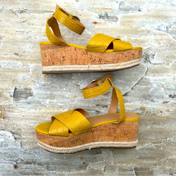 Marc Fisher Platform Carlin Sandals - Picture 3 of 8
